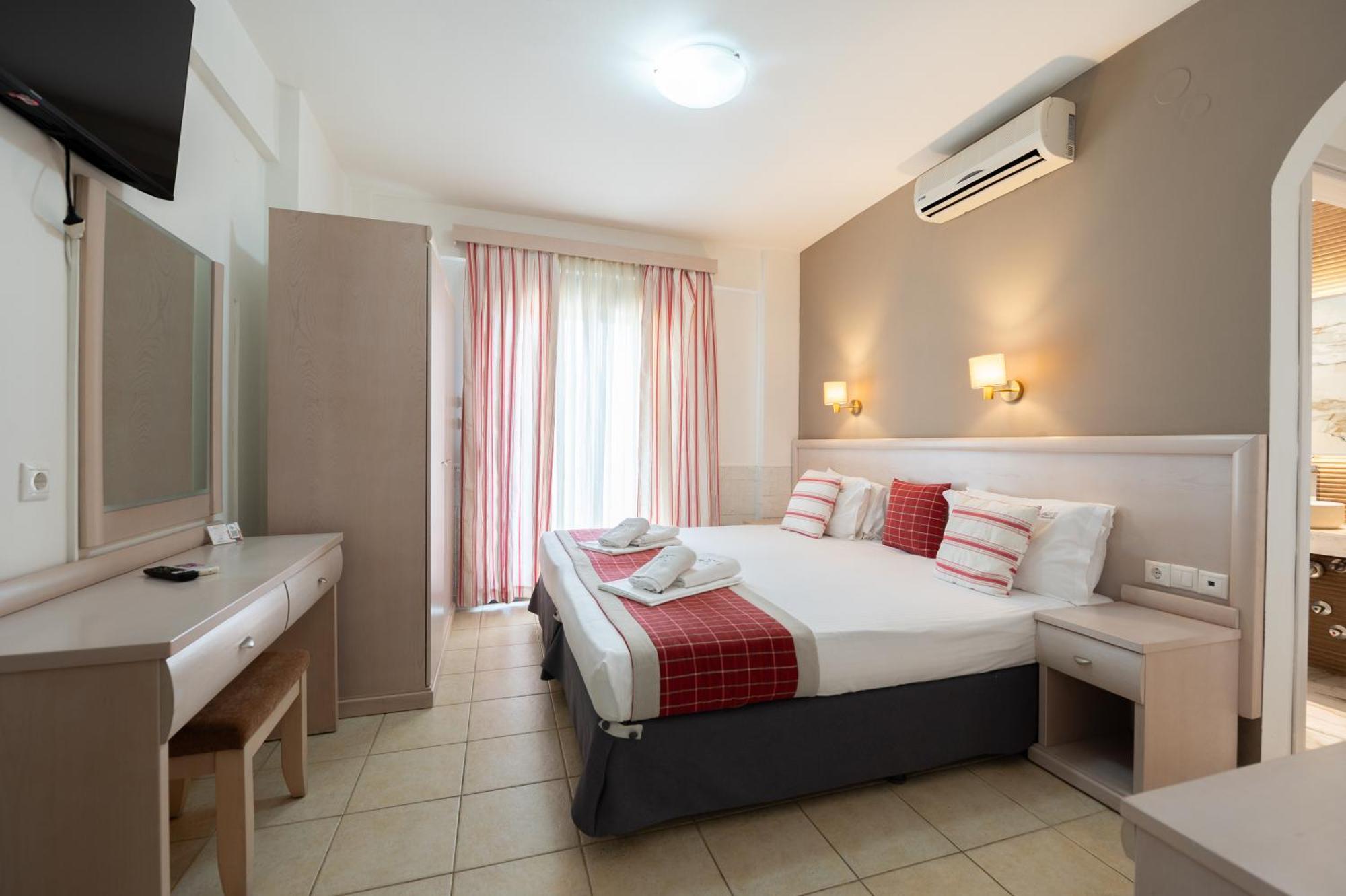 Hotel Areti Neos Marmaras Exterior photo